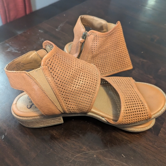 Sofft Nadira Women's Sandals, Cognac, 9.5 EUC - Picture 4 of 6